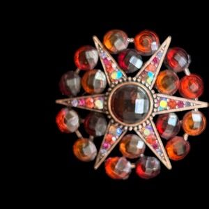 Vintage Rhinestone And Copper Brooch‎